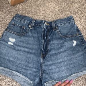 Uniqlo jean shorts